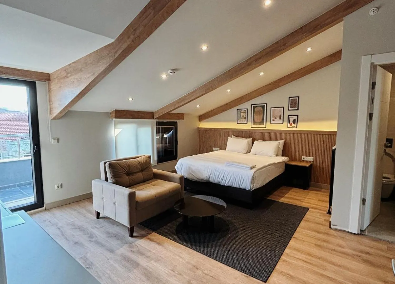 Dugi Hotel Стамбул