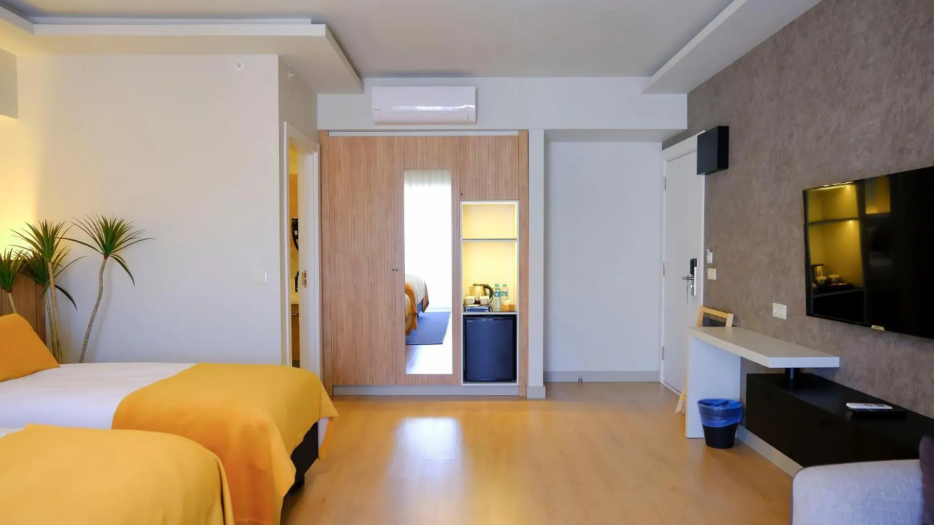 Dugi Hotel Istanbul Turkey
