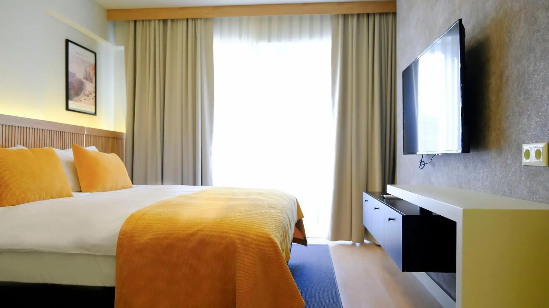 Dugi Hotel Istanbul Turkey